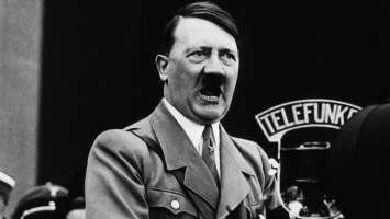 Картины Гитлера выставили на аукцион: "дурной тон"