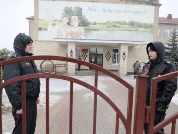 В Беларуси школьник с ножом убивал в двух классах - Следком