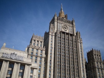МИД РФ обвинил США в "информационно-пропагандистской кампании" в связи с выходом из договора о ракетах