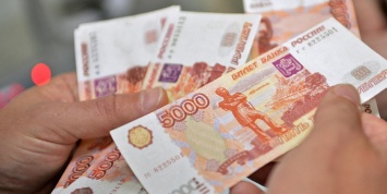 В МЭР раскрыли причины падения доходов россиян