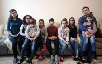 Власти Польши выгоняют многодетную украинскую семью