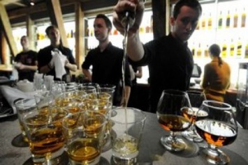 В Украине могут изъять из продажи более 1 тыс. импортных видов виски, - ЕБА