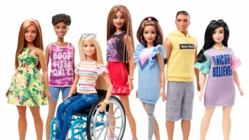 "Барби" станет инклюзивной: Mattel выпустит куклу в инвалидной коляске и с протезом