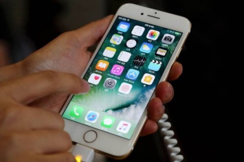 Цена iPhone 8 в России опустилась ниже 40 тысяч рублей