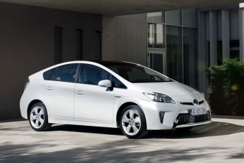 Гибриды Toyota Prius отзывают для ремонта