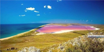 Кояшское озеро на Керченском полуострове - первое в рейтинге самых увлекательных туров