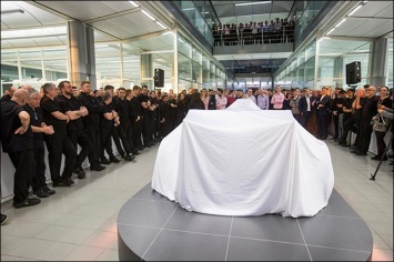 Презентация новой машины McLaren начнется в 15:00