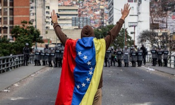 Венесуэльская оппозиция планировала свергнуть Мадуро за один день, - WSJ