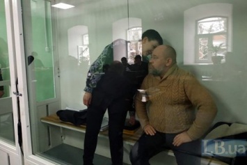 В деле Савченко-Рубана суд удовлетворил требование защиты об отводе судей