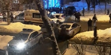 Появилось видео с места массовой драки со стрельбой в Москве