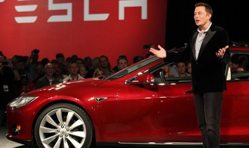 В электромобилях Tesla появились «режим собаки» и «режим часового»