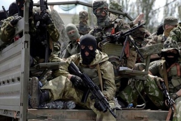 Российских военных массово свозят на Донбасс: есть подробности