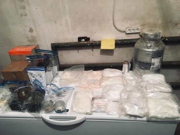 В Кривом Роге у банды преступников изъяли более 100 кг наркотиков