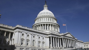 Конгресс США принял закон для предотвращения нового "шатдауна"
