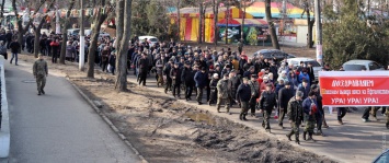 Одесские афганцы с БТРом, Киваловым и Трухановым прошлись по центру города в честь 30-летия вывода войск