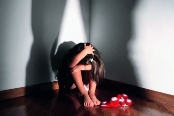 На Полтавщине отец-педофил издевался над 4-летней дочкой