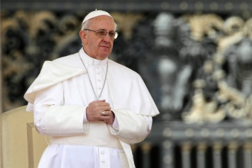 Скандал с подростками в Ватикане: Папа Римский наказал священника