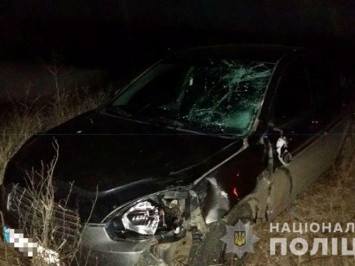 Под Одессой велосипедист попал под колеса двух авто: молодой парень погиб на месте