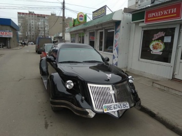 На дорогах Николаева появился «намывский бэтмэномобиль»