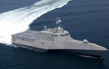 Корабль-невидимка пополнил флот США