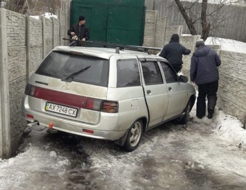 «Я хочу проснуться и больше не видеть этот страшный сон». В Харьковской области женщина ищет свидетелей гибели мужа (фото)