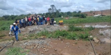 Спасатели вытащили из затопленных шахт в Зимбабве 22 тела
