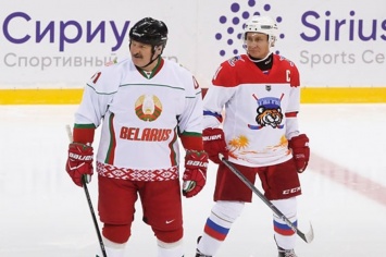 В Сочи Лукашенко и Путин сыграли в хоккей
