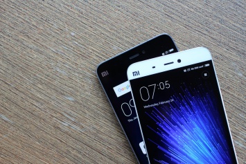 Флагман Xiaomi Mi 9 получил подэкранный сканер отпечатков пальцев