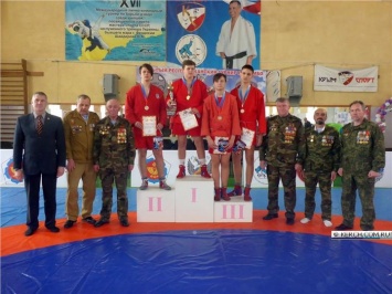 Самбисты из Керчи стали призерами на соревнованиях в Феодосии