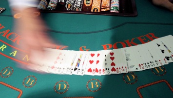 "Азартный" бизнес: на пятерых крымчан завели дело за подпольное казино
