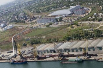 «Отжатый» соратниками Яценюка масложиркомбинат в Ильичевске попробуют продать