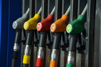 Цены на бензин снова взлетят: "55% от нынешней стоимости"