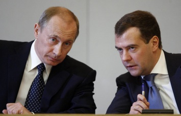 Медведев жестко опозорился на выступлении Путина: "От аргентинского кокса отходит"