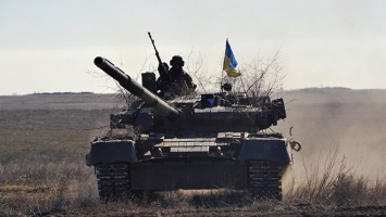 Украина провела учения десантников на побережье Азовского моря