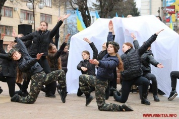 "Стыд и мерзость": в Виннице почтили память героев Небесной сотни танцами в стиле СССР