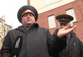 Днепровские волонтеры провели митинг против столичного живодера