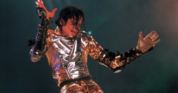 На телеканал HBO подали миллионный иск из-за скандального фильма о Майкле Джексоне