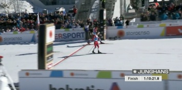 Большунов завоевал серебро ЧМ в скиатлоне