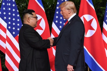 Трамп и Ким Чен Ын встретятся во Вьетнаме
