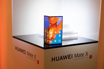 Компания Huawei представила гибкий смартфон Mate X (видео)