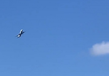 Американские горки в воздухе: пассажирский самолет попал в экстремальную раскачку при посадке в Гибралтаре