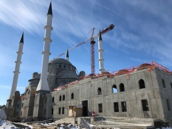 В Соборной мечети в Симферополе идет подготовка к внутренней отделке, - депутат Госдумы