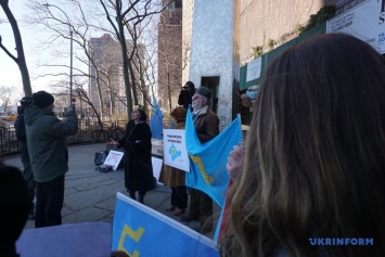 Путин, вон из Крыма: перед штаб-квартирой ООН провели митинг