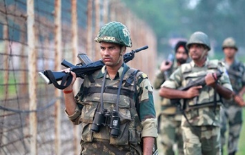 Пакистанские военные обстреляли индийских солдат
