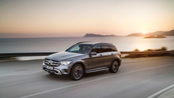 Представлен обновленный кроссовер Mercedes-Benz GLC