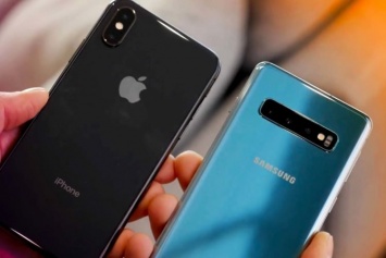 Galaxy S10 заряжает iPhone XS быстрее стандартного адаптера