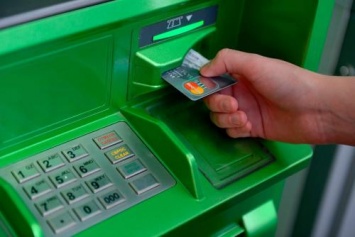 «Комиссия - 10 тысяч»: Банкомат «Сбербанка» нагло обокрал клиентку из Нижегородской области