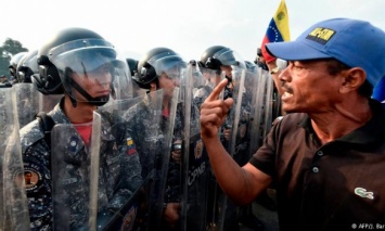 США ввели санкции против венесуэльских силовиков
