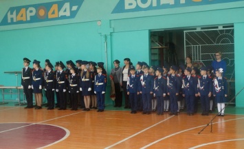 В Симферополе «полицейские кадеты» гимназии № 11 приняли присягу