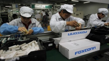 Слабые продажи iPhone привели к проблемам на Foxconn